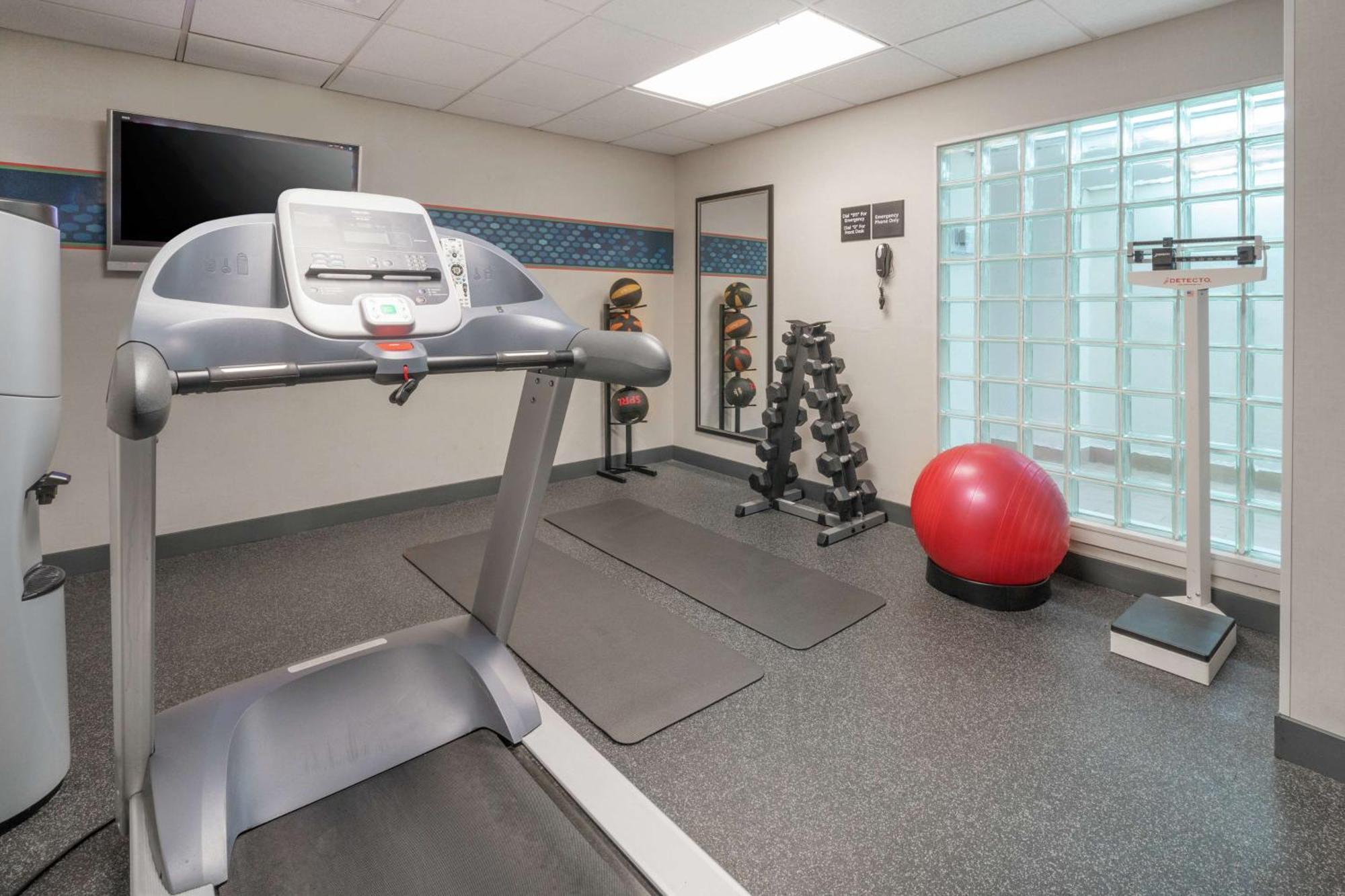 Hampton Inn Hopewell Fort Gregg-Adams Екстериор снимка